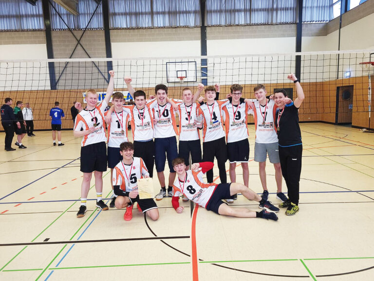 Volleyball-Mannschaften der Evangelischen Johanniter-Schulen erfolgreich beim Finale